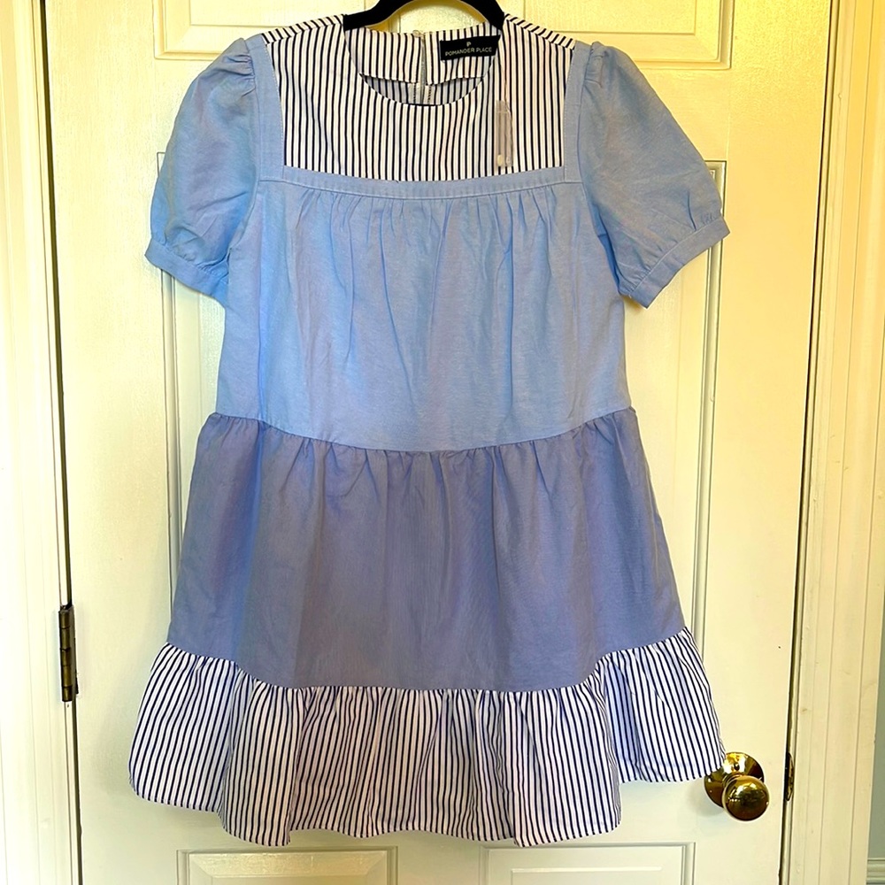 Pomander place from Tuckernuck mini dress. Xs